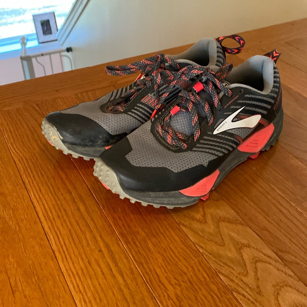Brooks Cascadia 13 Trail shoes